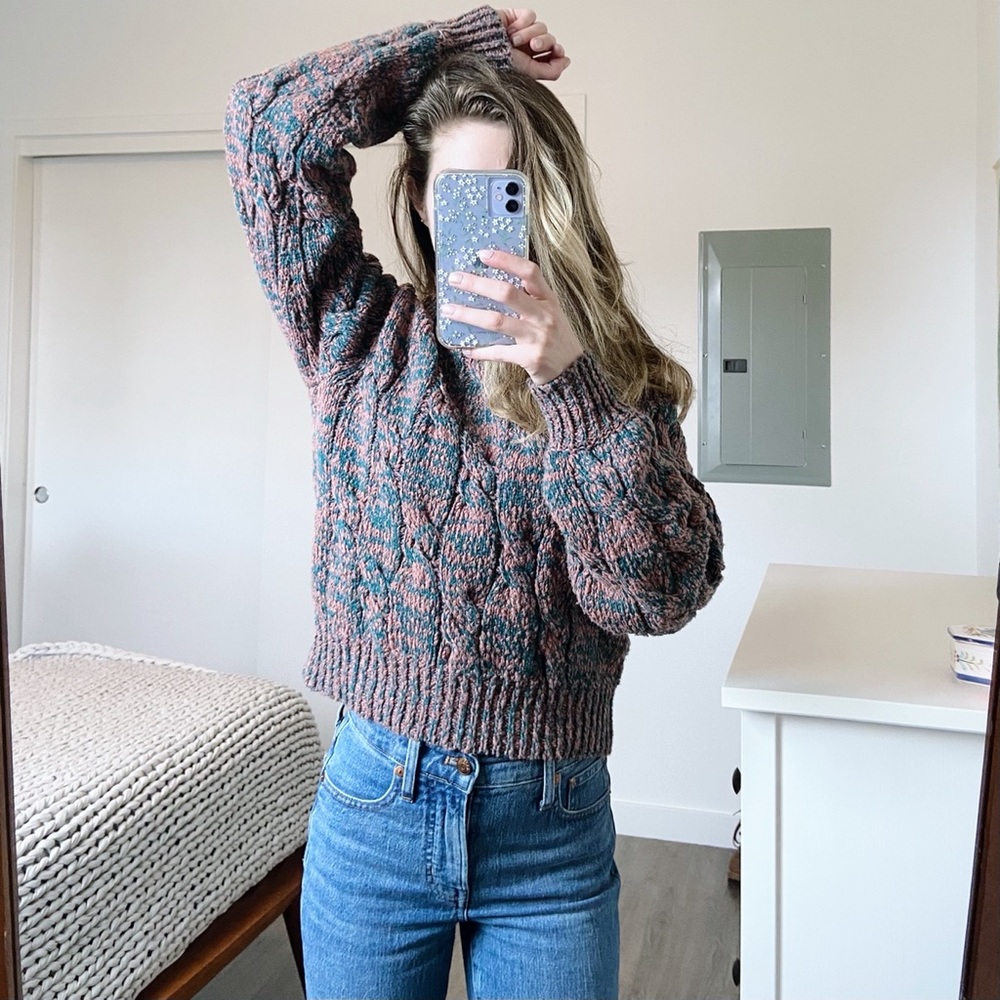 ☁️XS Lou & Grey Cropped Chunky Knit Marled Cable Sweater